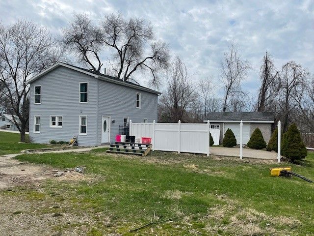 4427 S WASHINGTON Street, North East, PA 16428