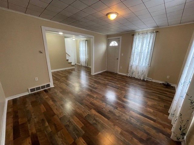 4427 S WASHINGTON Street, North East, PA 16428