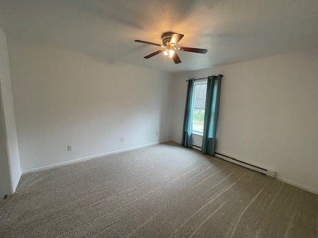 4427 S WASHINGTON Street, North East, PA 16428