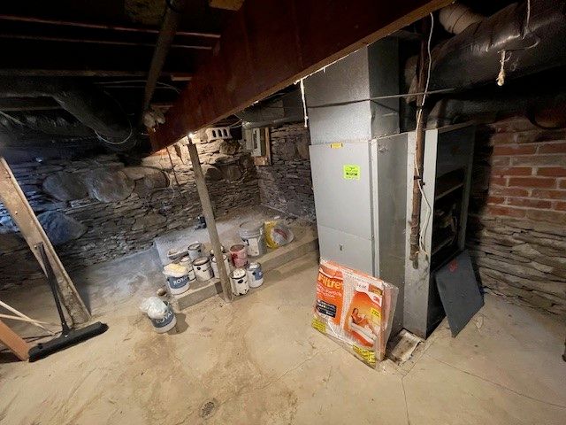 4427 S WASHINGTON Street, North East, PA 16428