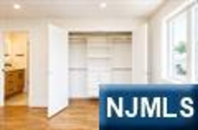 29 6th Street, North Arlington, NJ 07031
