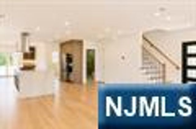 29 6th Street, North Arlington, NJ 07031