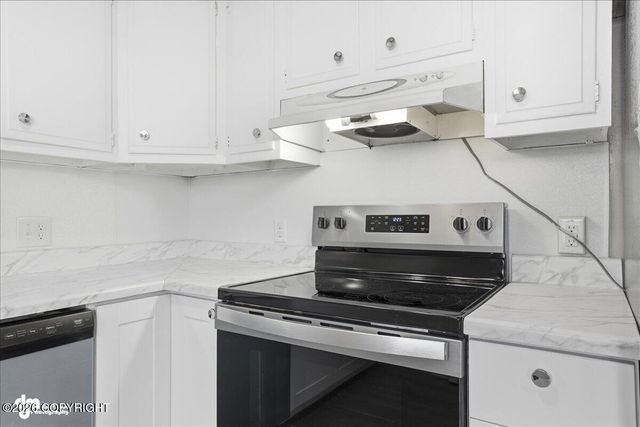 3405 Dorbrandt Street, Anchorage, AK 99503