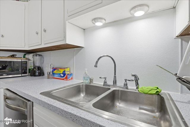 3405 Dorbrandt Street, Anchorage, AK 99503