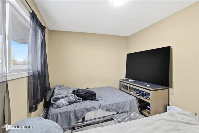 3405 Dorbrandt Street, Anchorage, AK 99503