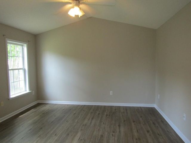 2208 Seaford Dr., Longs, SC 29568
