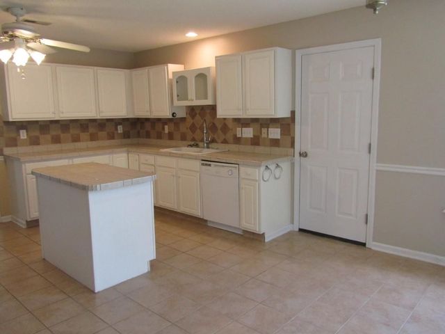 2208 Seaford Dr., Longs, SC 29568