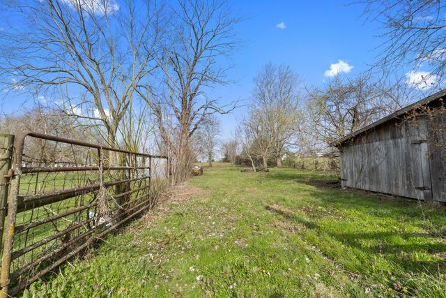 11164 Kentucky 57, Tollesboro, KY 41189