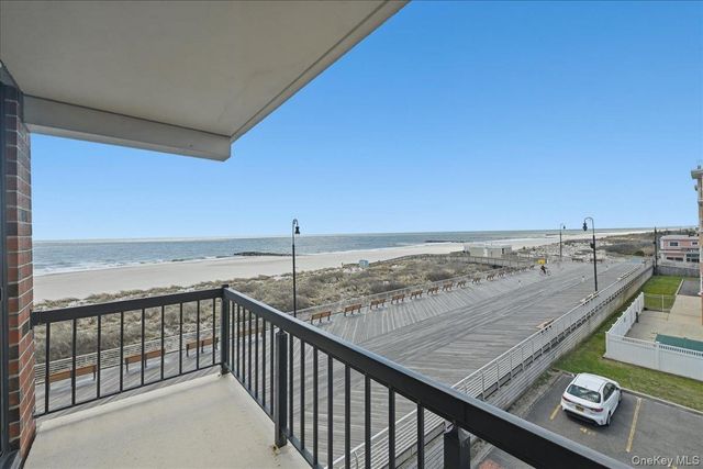 750 W Broadway 4Q, Long Beach, NY 11561