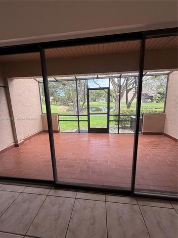 3855 Estepona Ave 10-D-1, Doral, FL 33178