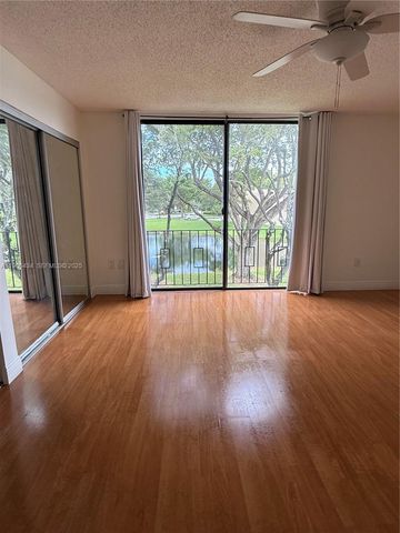 3855 Estepona Ave 10-D-1, Doral, FL 33178