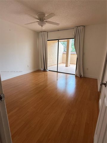 3855 Estepona Ave 10-D-1, Doral, FL 33178