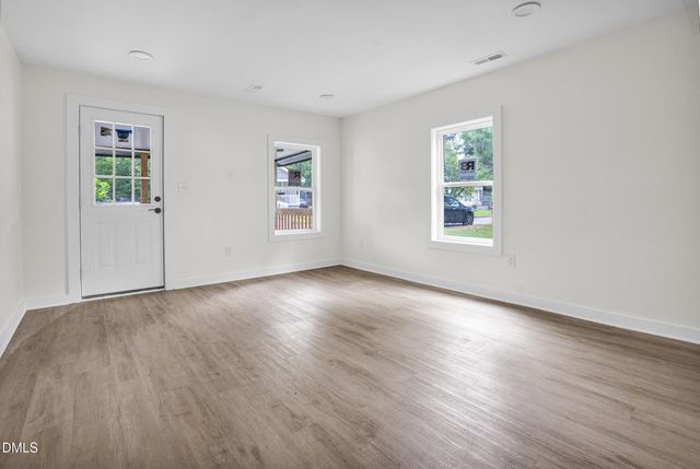 630 E Pine Avenue, Wake Forest, NC 27587