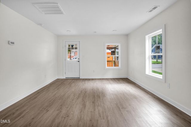 630 E Pine Avenue, Wake Forest, NC 27587