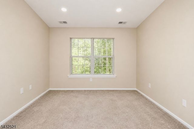 5143 Beech Ct, South Brunswick Twp., NJ 08852
