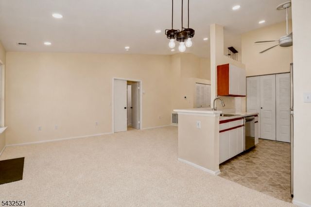 5143 Beech Ct, South Brunswick Twp., NJ 08852