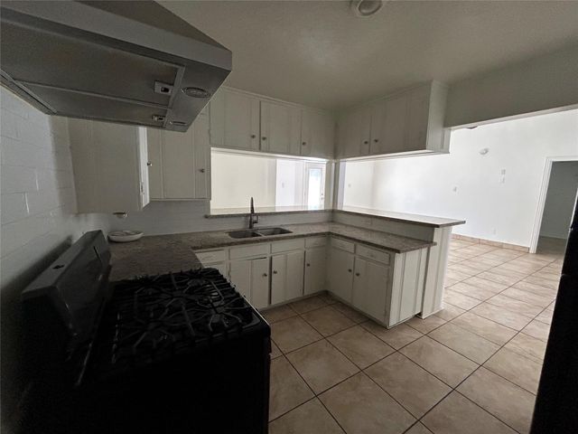 1108 Redbud Circle, Pasadena, TX 77502