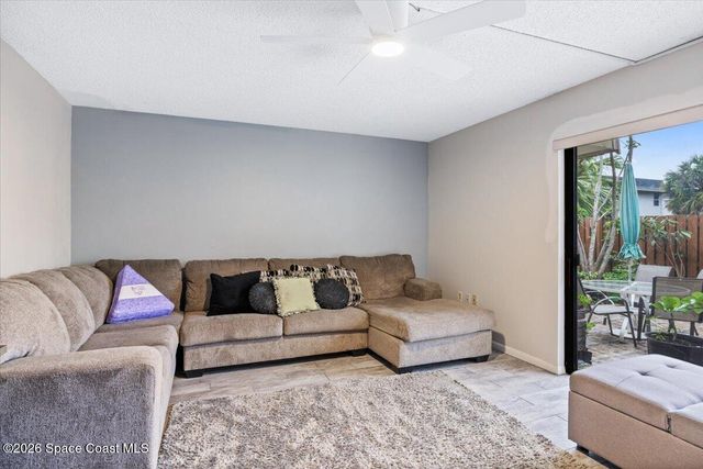 1170 6th Avenue 11, Vero Beach, FL 32960