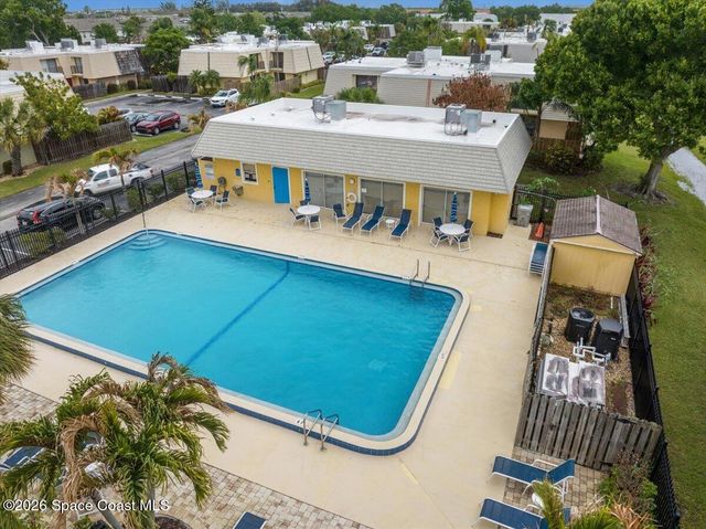 1170 6th Avenue 11, Vero Beach, FL 32960