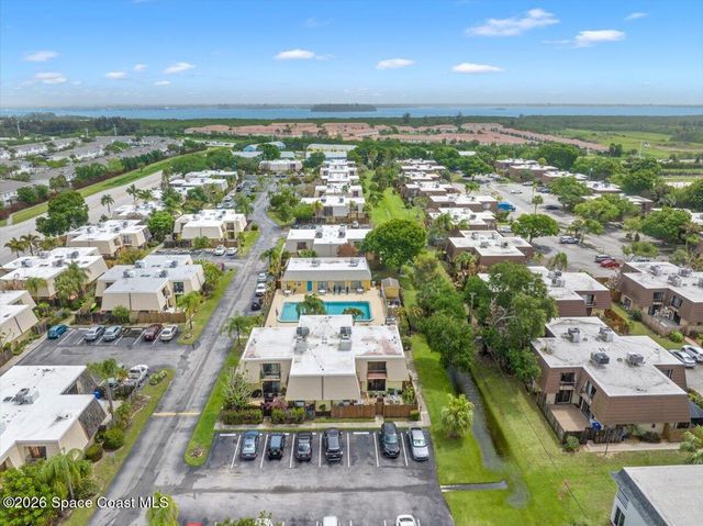 1170 6th Avenue 11, Vero Beach, FL 32960