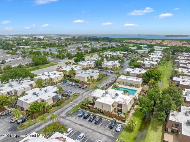 1170 6th Avenue 11, Vero Beach, FL 32960