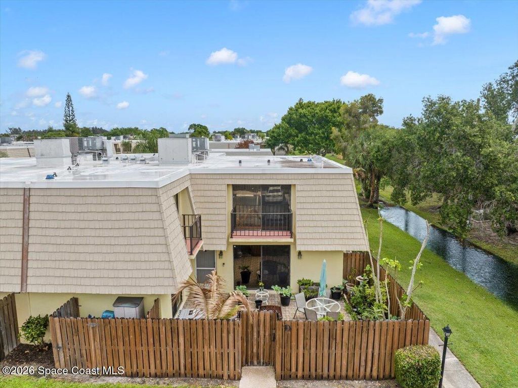 1170 6th Avenue 11, Vero Beach, FL 32960