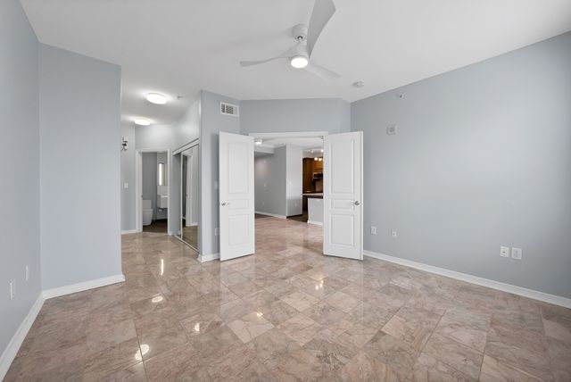 330 Las Colinas Boulevard E 338, Irving, TX 75039