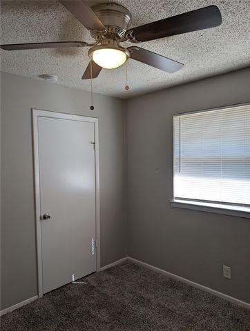 5124 Sears Drive, Fort Worth, TX 76105
