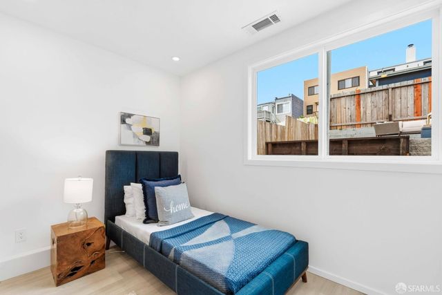 1137 Hanover Street, Daly City, CA 94014