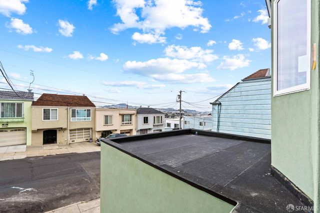 1137 Hanover Street, Daly City, CA 94014