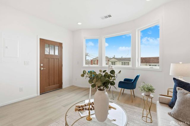 1137 Hanover Street, Daly City, CA 94014