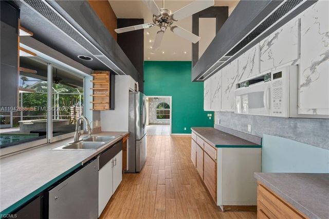 1981 Carbonata Drive, Other City - In The State Of Florida, FL 33920