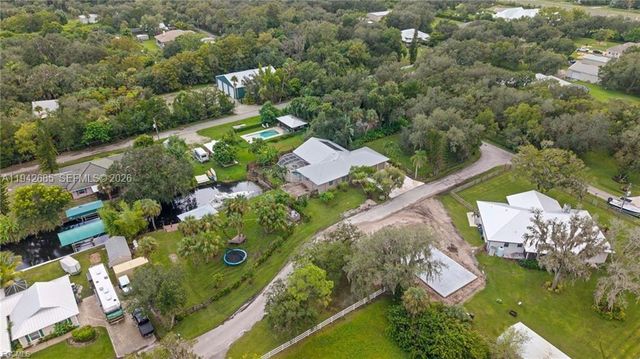 1981 Carbonata Drive, Other City - In The State Of Florida, FL 33920