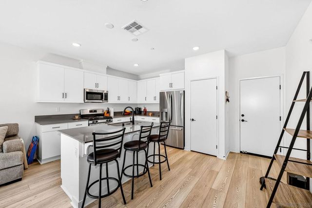 307 Seedling Way, Fallbrook, CA 92028