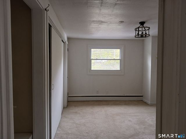 3 Vinegar Hill Road, Ledyard, CT 06335