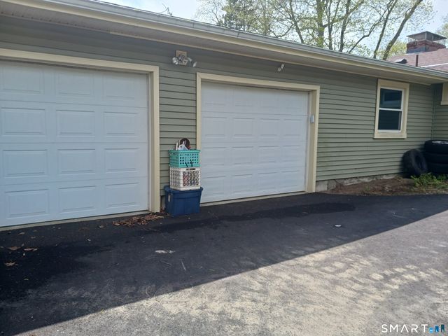 3 Vinegar Hill Road, Ledyard, CT 06335