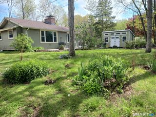 3 Vinegar Hill Road, Ledyard, CT 06335