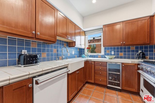 1414 N Harper Avenue 5, West Hollywood, CA 90046