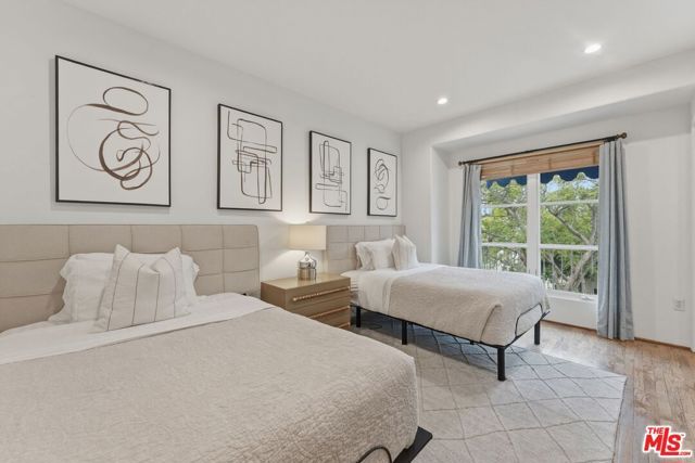 1414 N Harper Avenue 5, West Hollywood, CA 90046