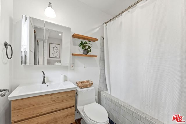 1414 N Harper Avenue 5, West Hollywood, CA 90046