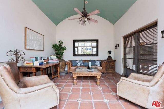 1414 N Harper Avenue 5, West Hollywood, CA 90046