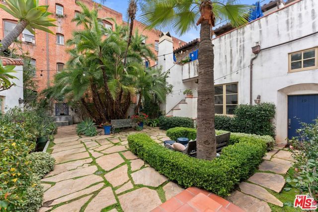 1414 N Harper Avenue 5, West Hollywood, CA 90046