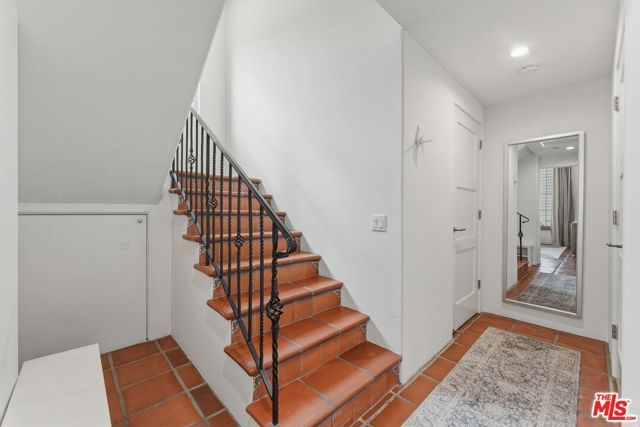 1414 N Harper Avenue 5, West Hollywood, CA 90046