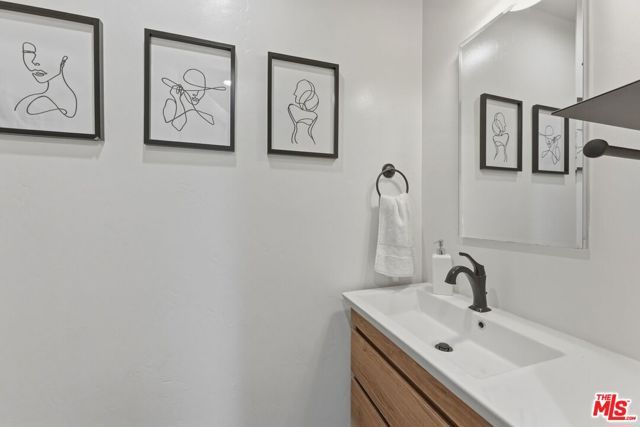 1414 N Harper Avenue 5, West Hollywood, CA 90046