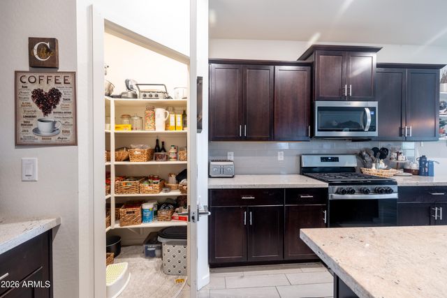 7479 N 125TH Drive, Glendale, AZ 85307