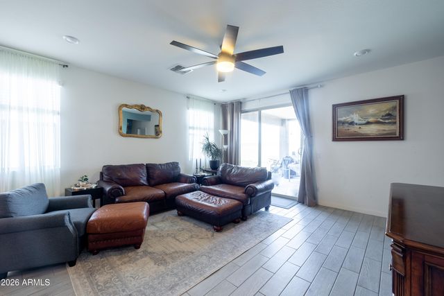 7479 N 125TH Drive, Glendale, AZ 85307