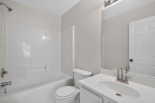 5710 Corbon Crest Lane, Raleigh, NC 27612