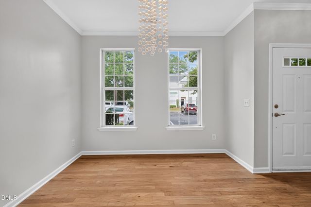 5710 Corbon Crest Lane, Raleigh, NC 27612