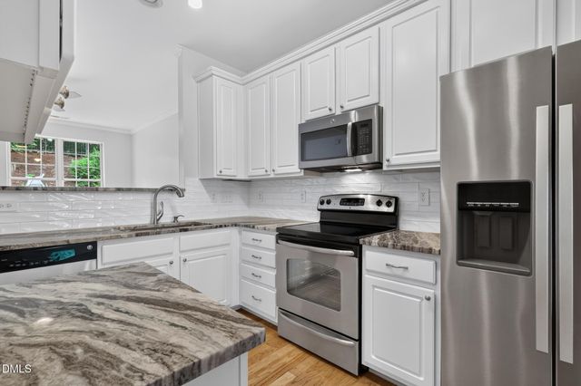 5710 Corbon Crest Lane, Raleigh, NC 27612