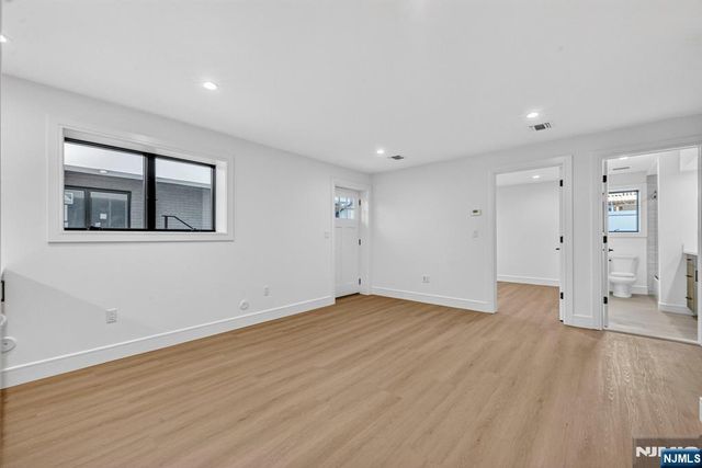 504 2nd Street A, Palisades Park, NJ 07650